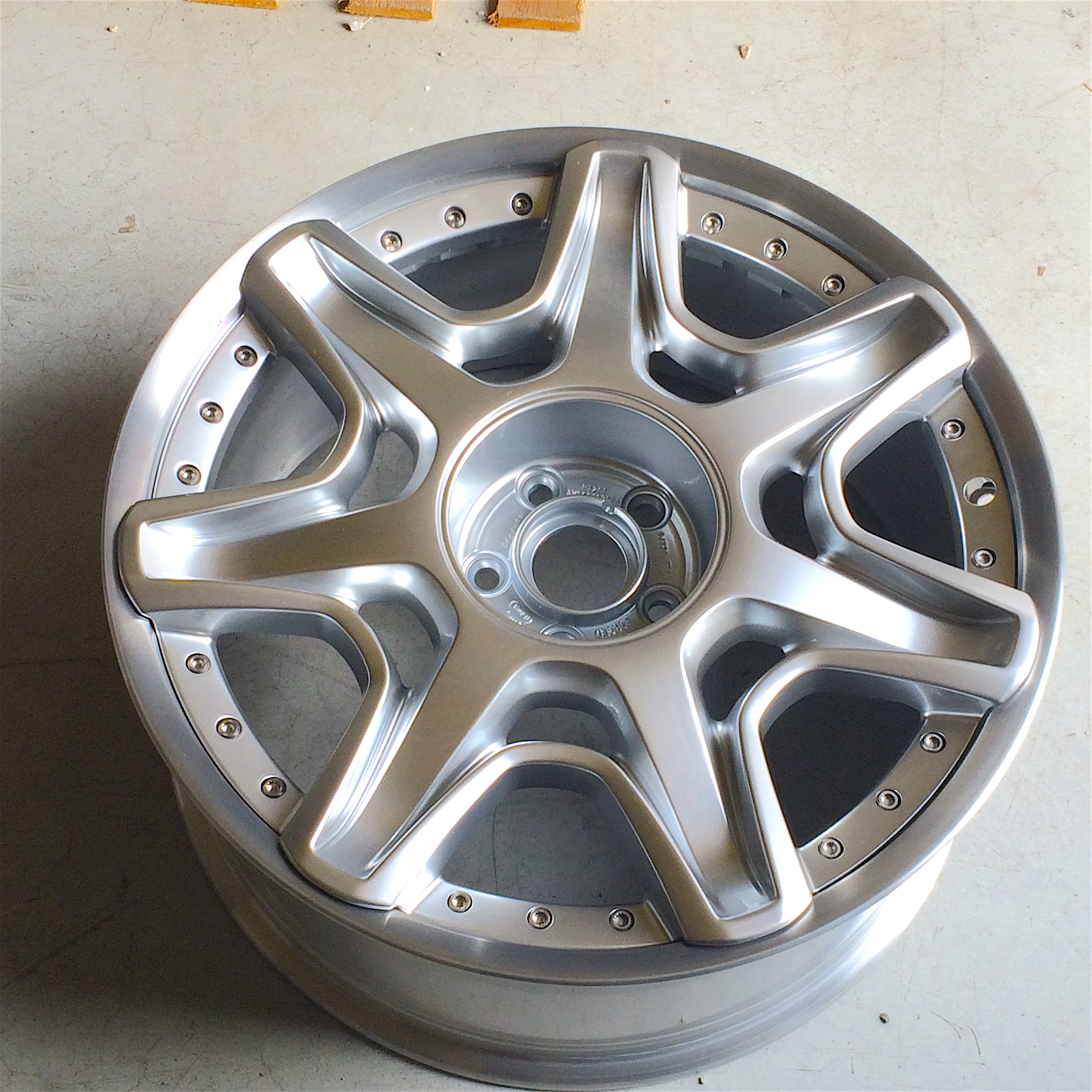 Rigenerazione Cerchi Rigenerazione cerchio Bentley - Rigenera Ruote