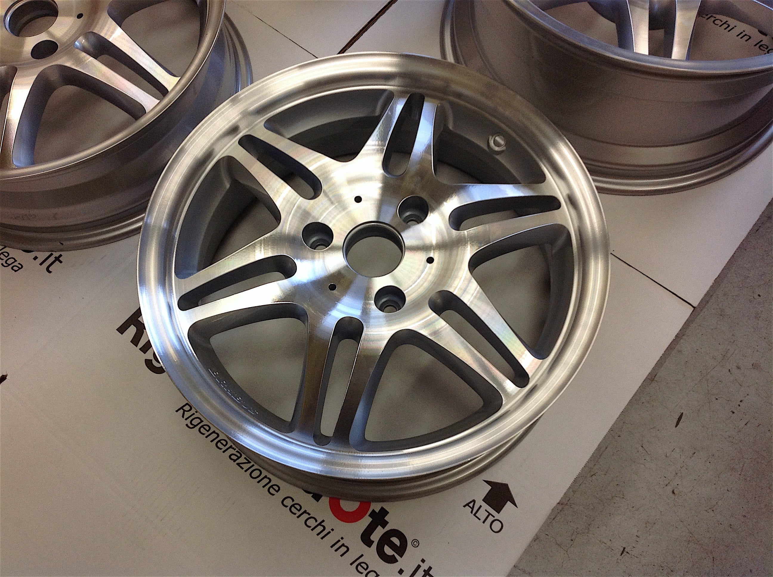 Rigenerazione cerchi Smart Brabus - Dettaglio 7