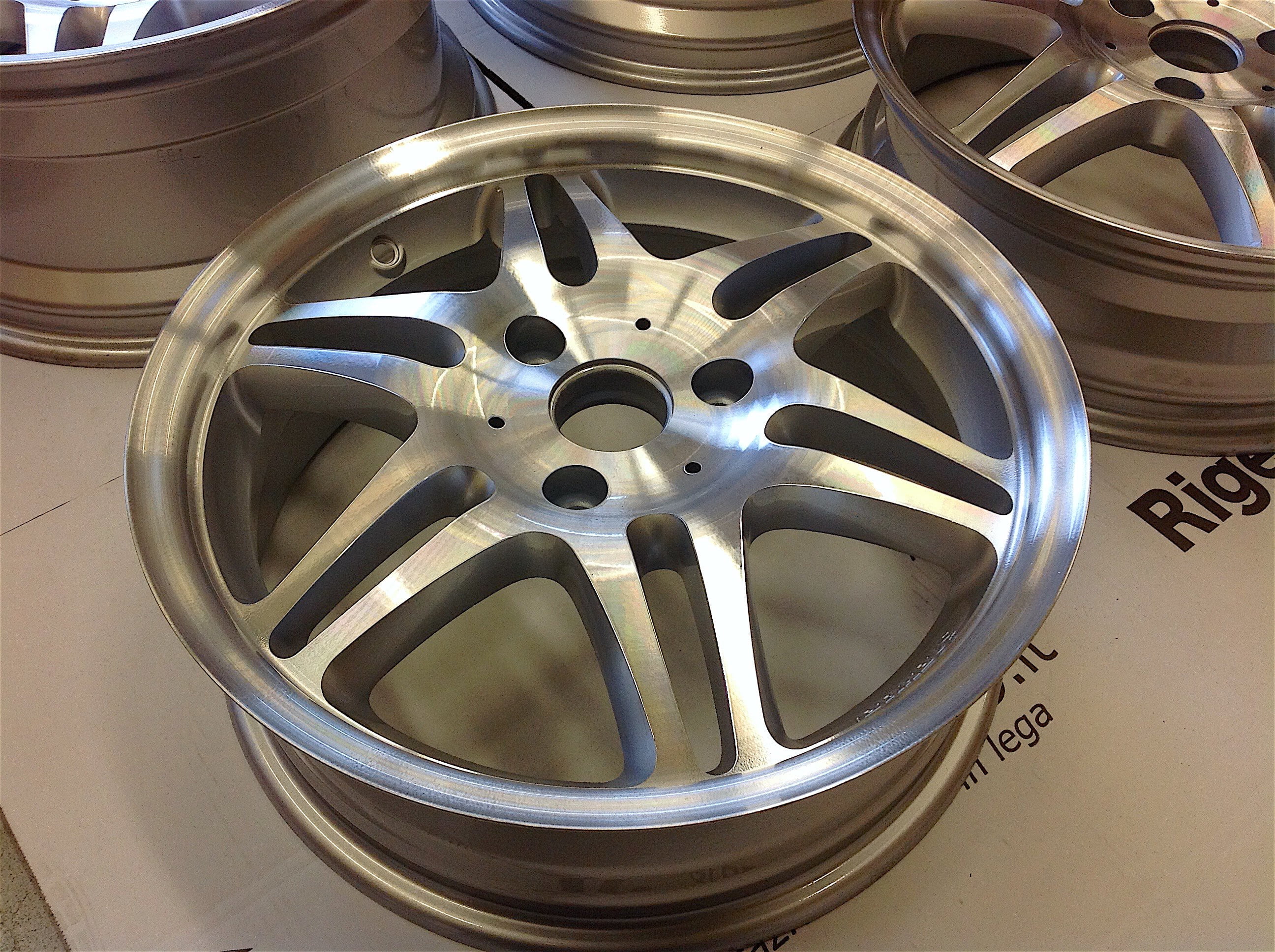 Rigenerazione cerchi Smart Brabus - Dettaglio 8