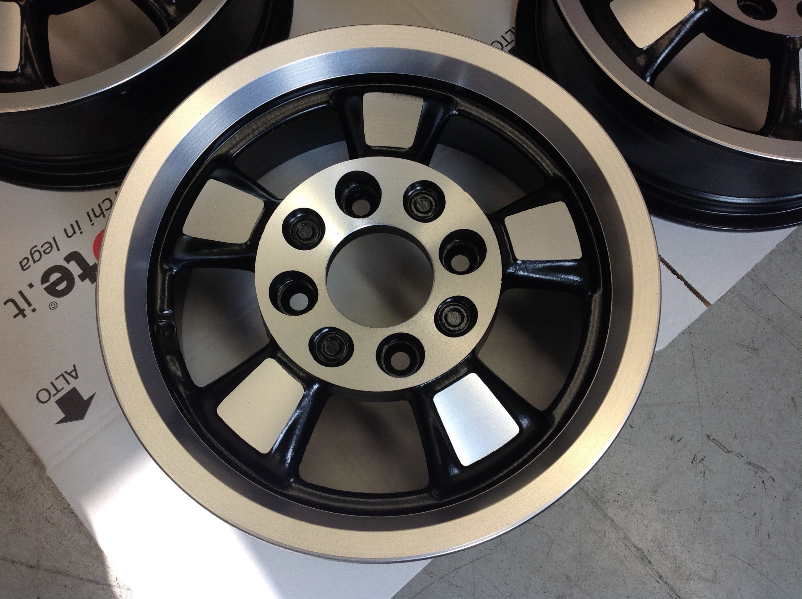 Rigenerazione Cerchi Restauro Cerchi Porsche 914 - Rigenera Ruote