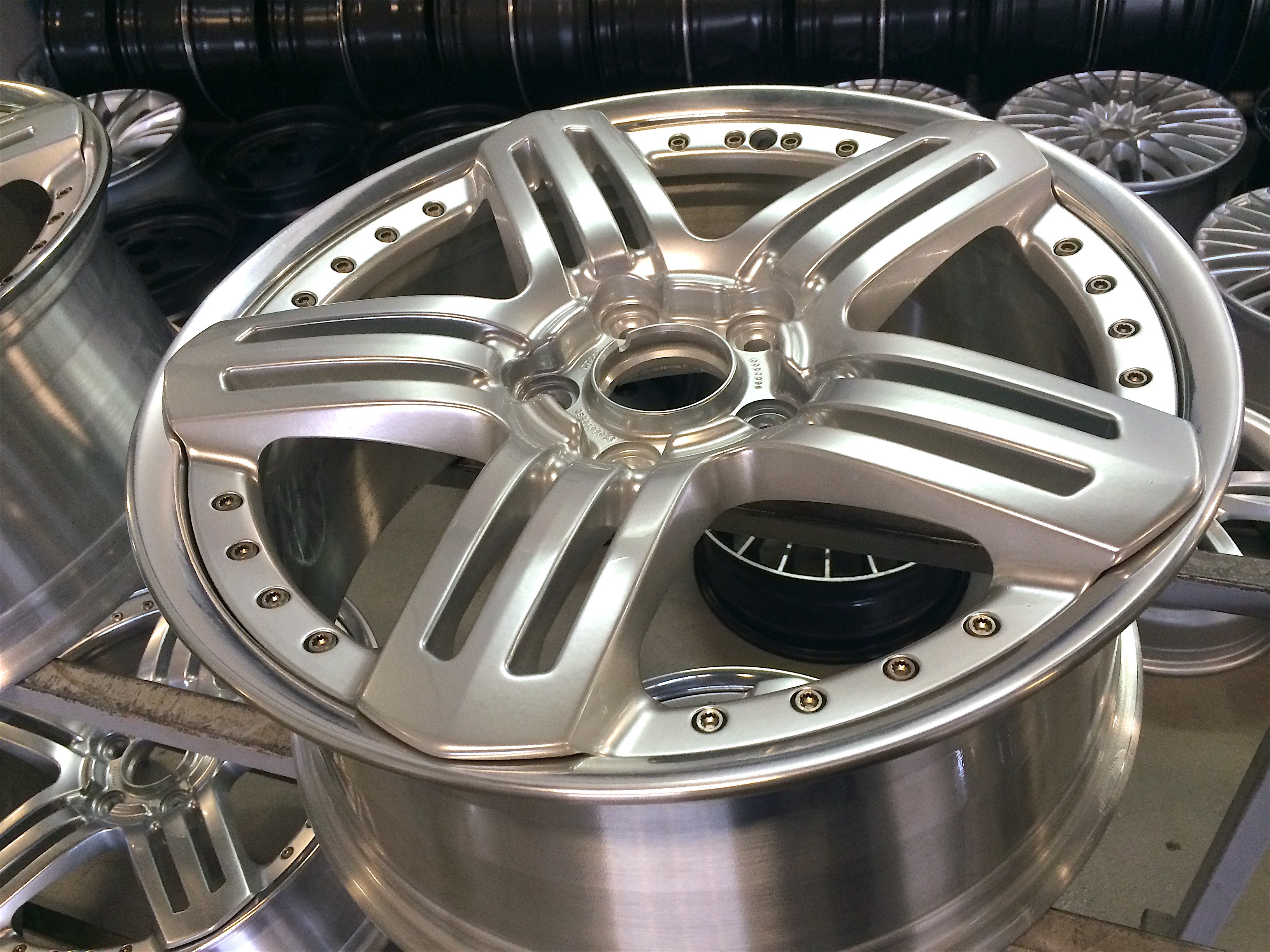 Rigenerazione Cerchi Rigenerazione cerchi Bentley Mulsanne Componibili - Rigenera Ruote