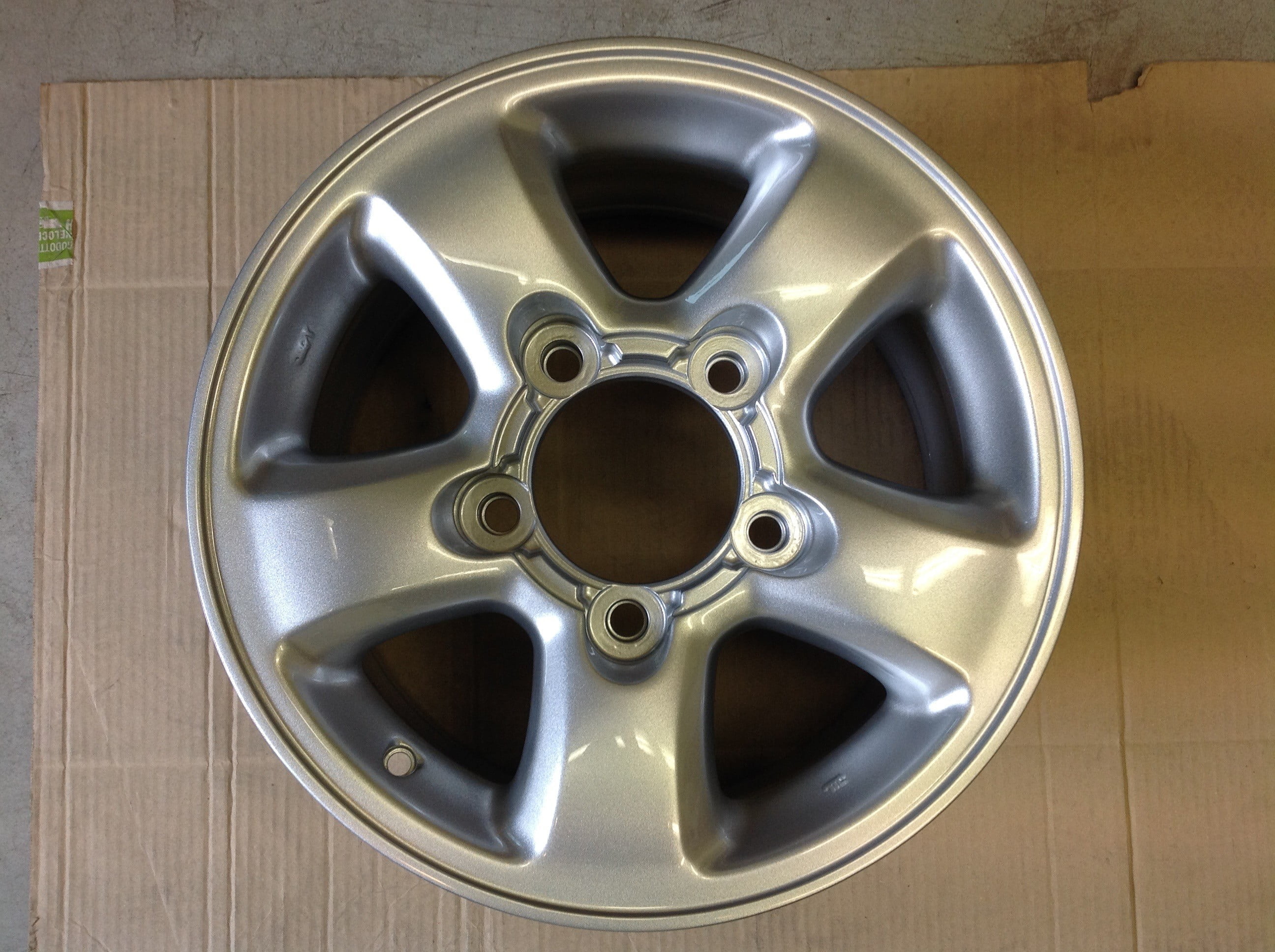 Verniciatura cerchi Toyota Land Cruiser - Dettaglio 8