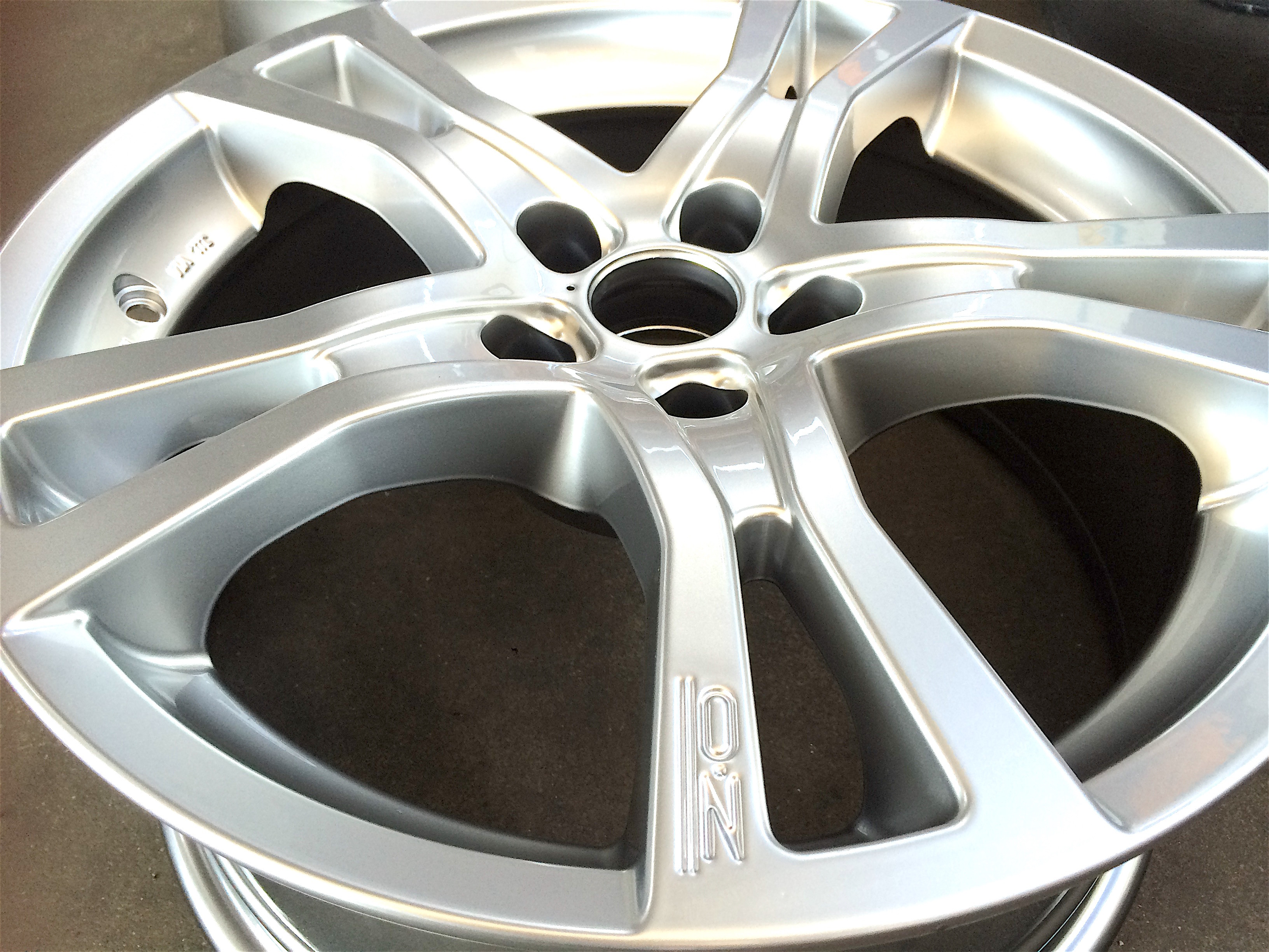 Rigenerazione Cerchi Verniciatura cerchi OZ Racing Brimetal scuro - Rigenera Ruote