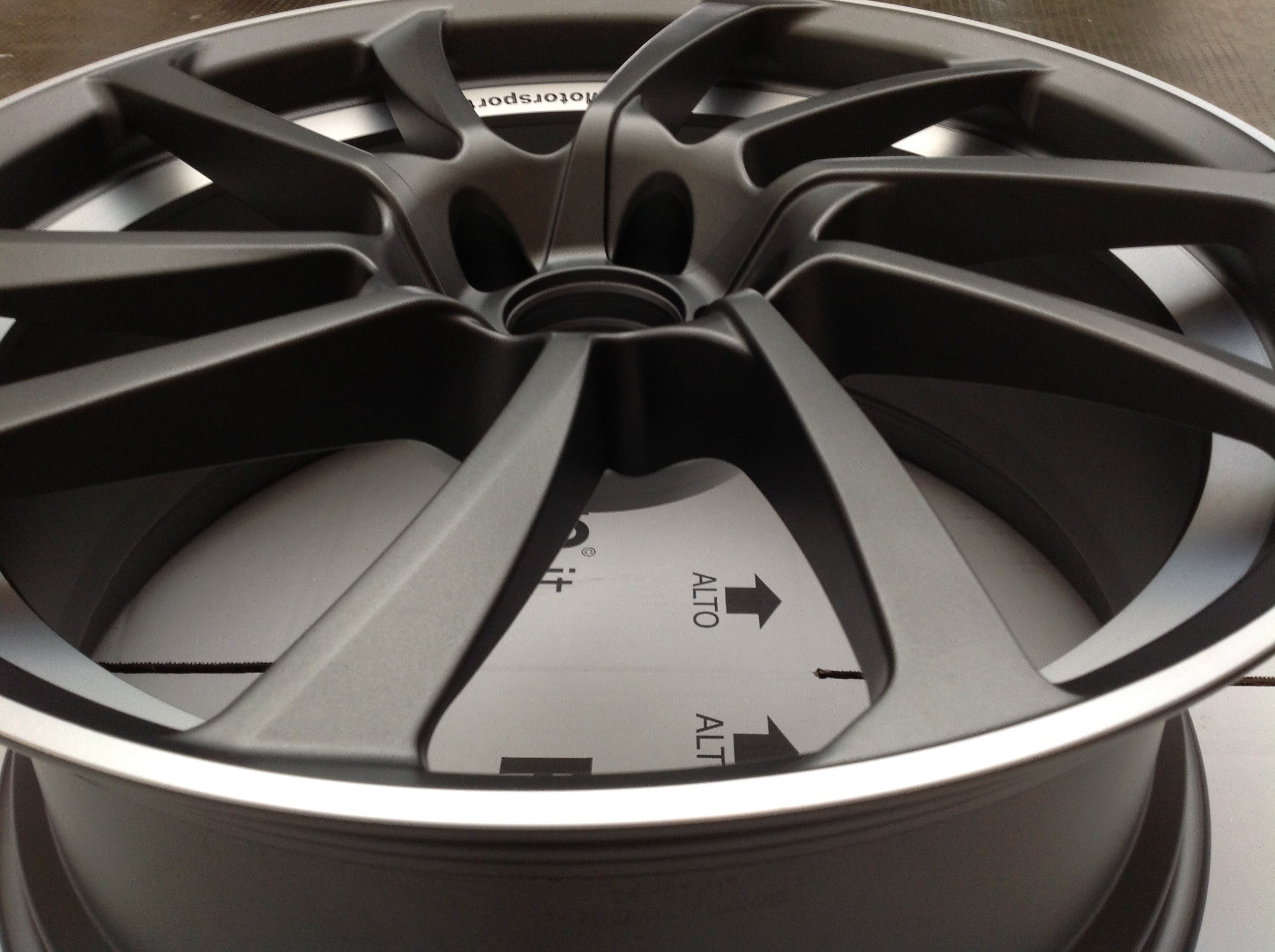 Riparazione cerchi AUDI ABT da 20″ - Dettaglio 8