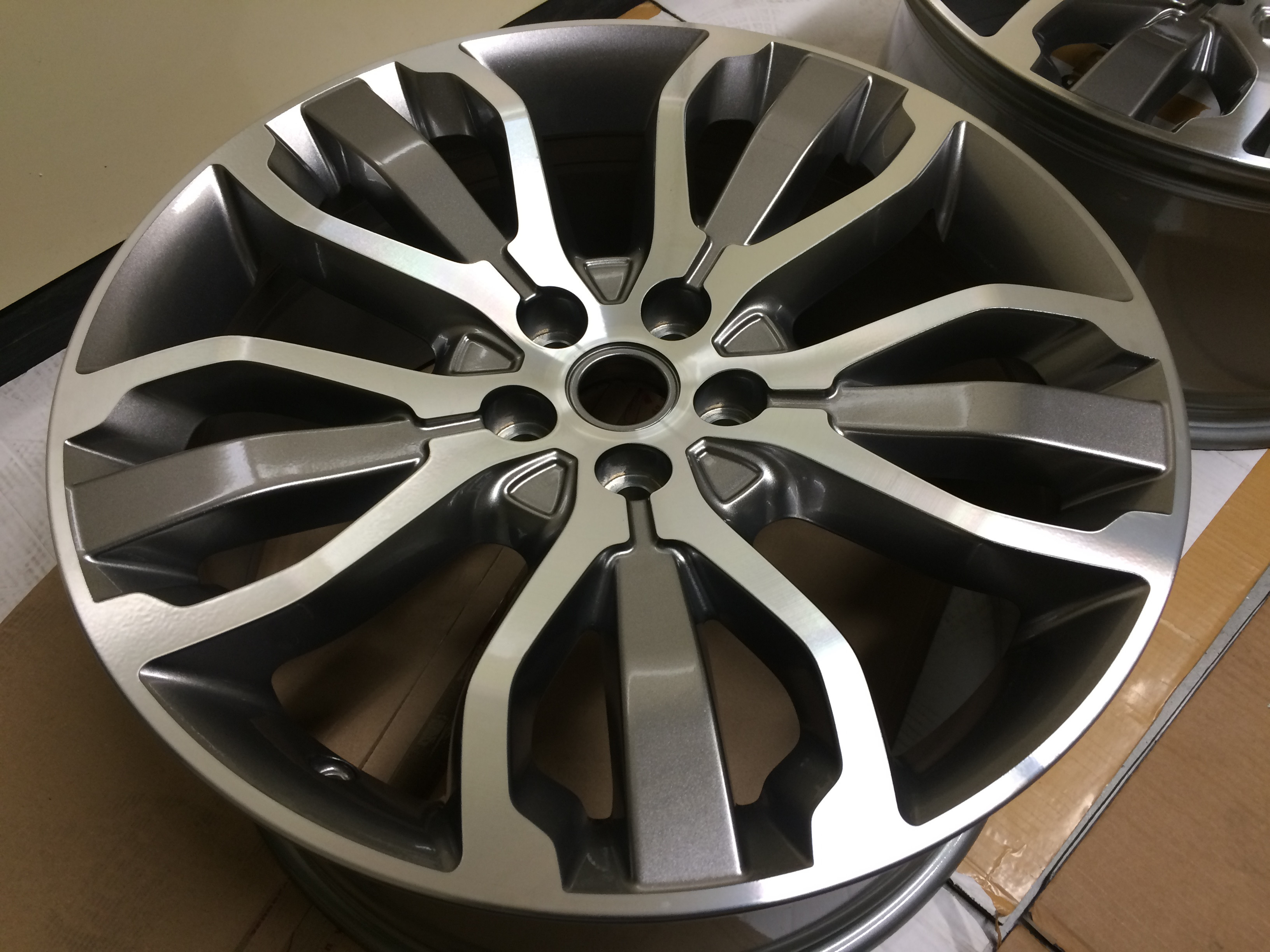 Rigenerazione Cerchi Cerchi Range Rover Sport - Rigenera Ruote